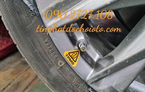 Cảm Biến Áp Suất Lốp Toyota Wigo gắn tại Tín Phát Auto Quận 12