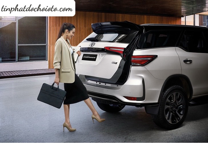 Độ Cốp Điện Xe Toyota Fortuner